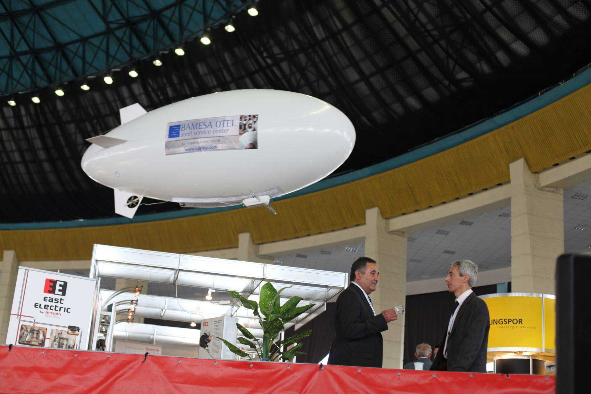 4,5-m-indoor-rc-blimp
